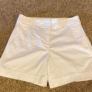 NWOT Chico's Size 8 Women’s White Button-Accent Shorts